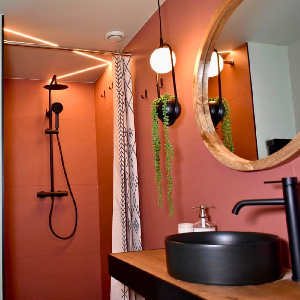 Basin pendant lighting installation in Richmond